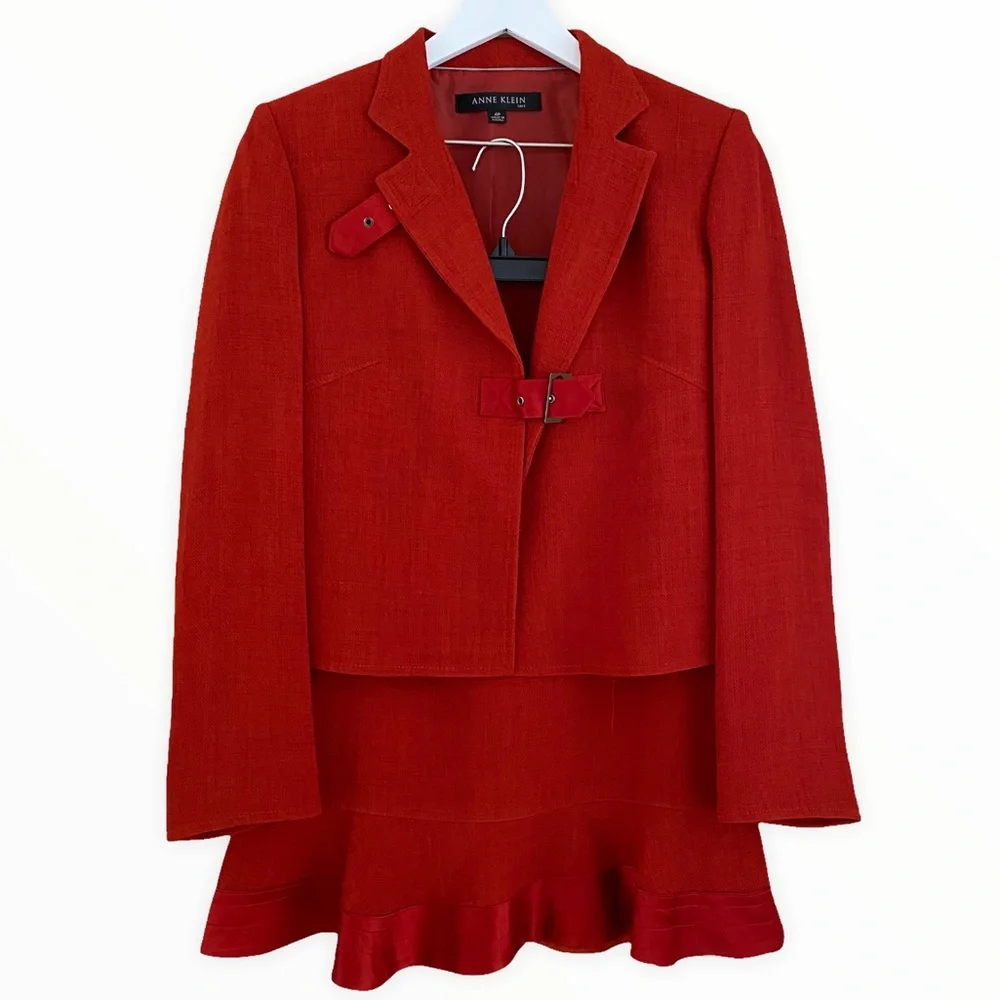 Anne Klein 2 Piece Burnt Red Blazer & Satin Hem Suit Sz 4, fits like a 6p. - Picture 1 of 9